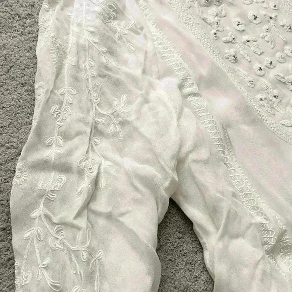 Joie Metta Embroidered Blouse Size Small - Picture 6 of 9